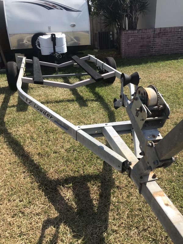 Galvanized tráiler. Fits 1719. Ft boat. New bunks , lights. , bill of