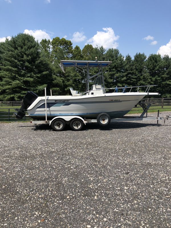 1993 Ranger 210C 20’ Center console boat. Powered by a 1994 Black Max ...