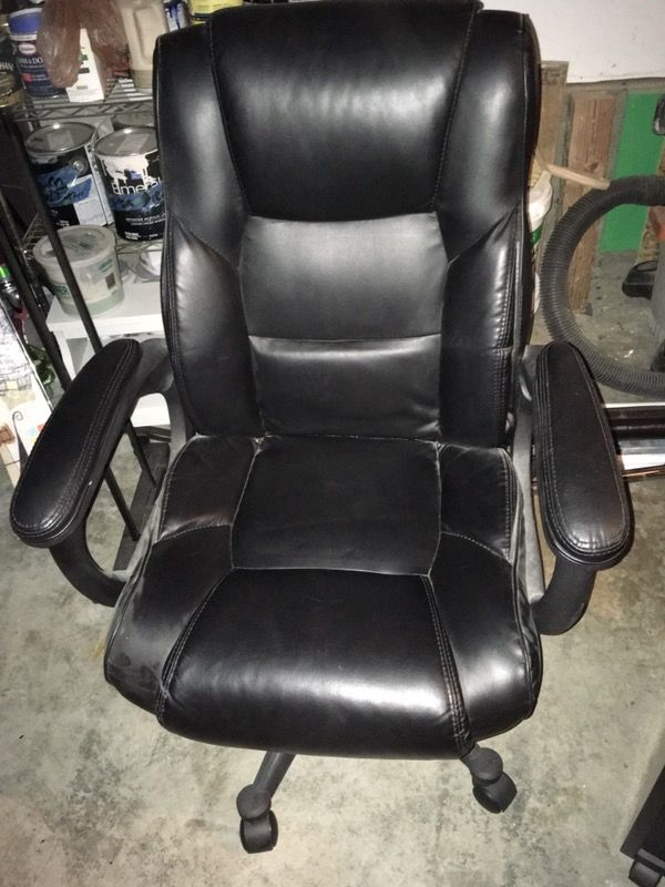 Leather office chair for Sale in Kirkland, WA OfferUp