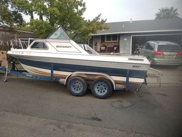 19 ft. 1987 Beachcraft Cuddy Cabin w/dual axel trailer for Sale in ...