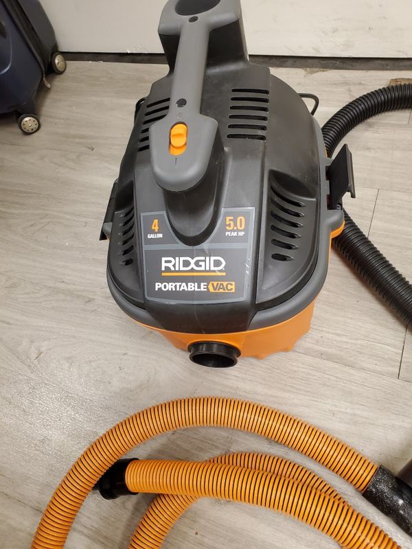 Ridgid 4 gal Wet/Dry Vac with Auto Detailing Kit for Sale in Phoenix