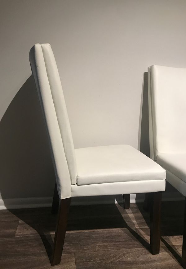 White leather dining room chairs for Sale in West Palm Beach, FL - OfferUp