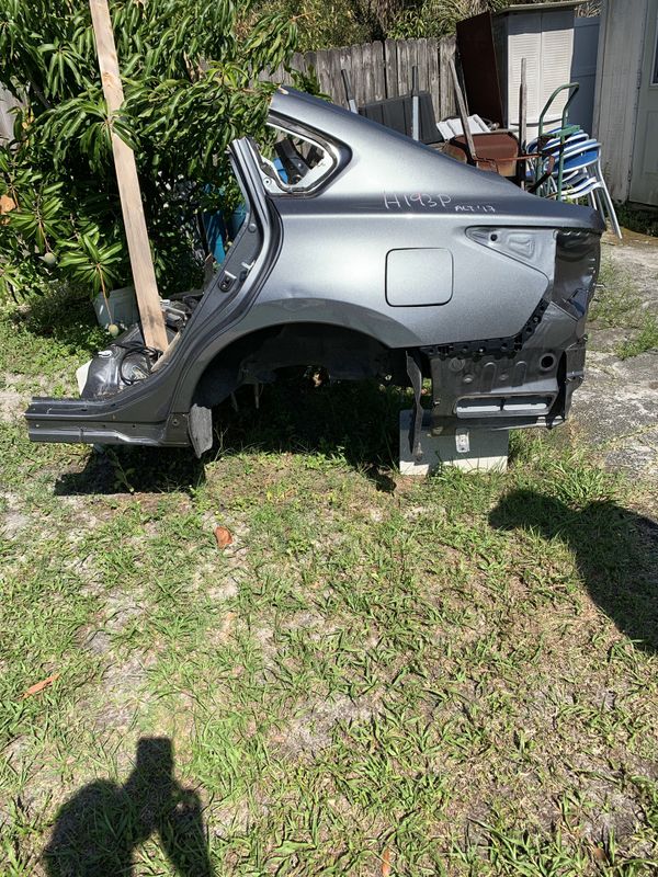 2017 Nissan Altima Quarter Panel for Sale in TWN N CNTRY, FL OfferUp
