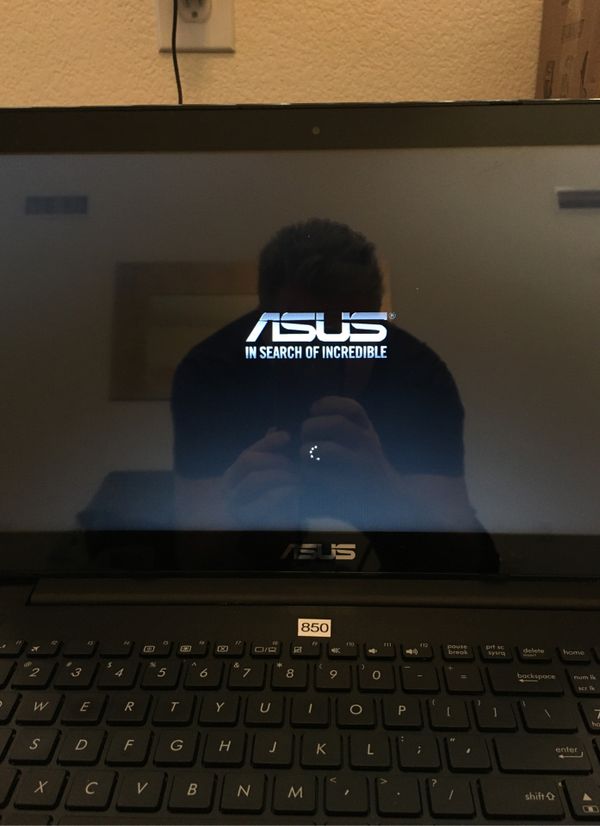 Asus 17 inch laptop screen. for Sale in Phoenix, AZ OfferUp