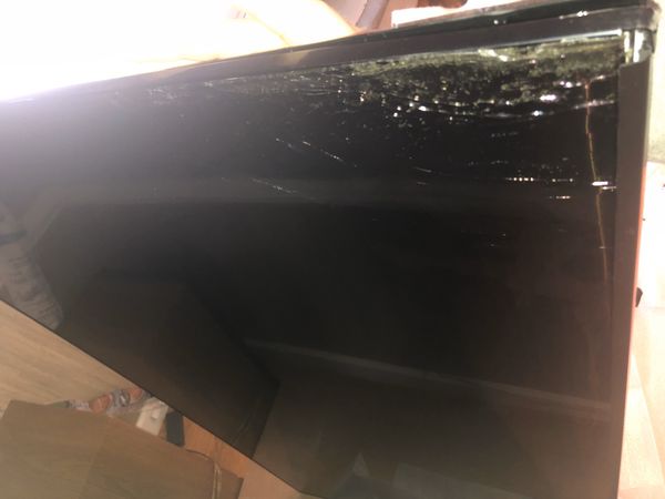 Samsung 65” QLED TV - broken screen for Sale in Burlington, NC - OfferUp