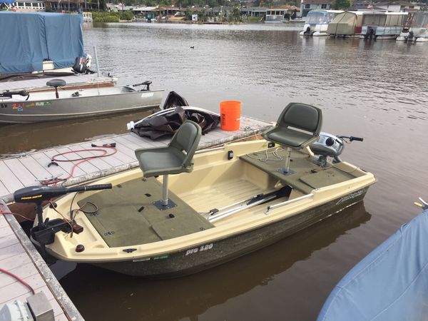  Sun Dolphin Pro 120 two man fishing boat for Sale in San 