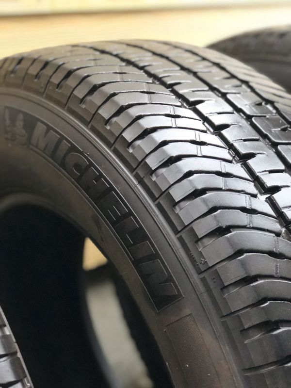 Set of light duty truck tires (4) MICHELIN LT265/70R18 for Sale in