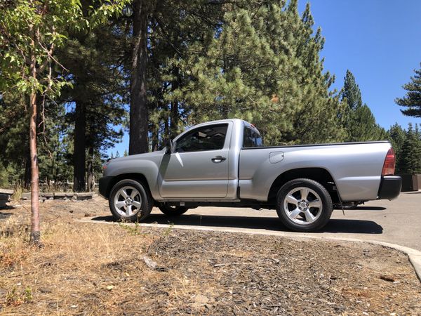 2014 Toyota Tacoma 5 speed manual transmission for Sale in Los Angeles