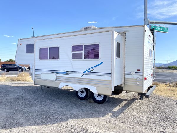 2007 Nomad by skyline Fifth wheel 27 fT with super slide out for Sale ...