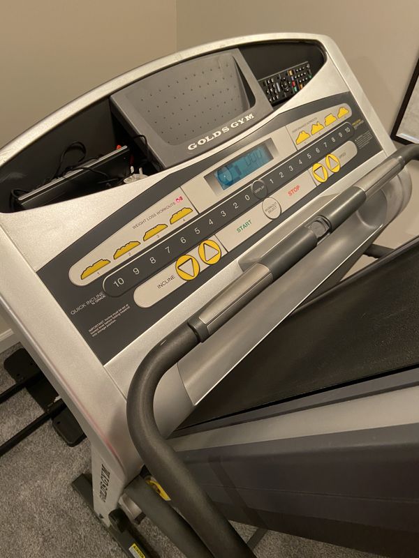 Gold’s Gym GG480 Treadmill for Sale in Danbury, CT OfferUp