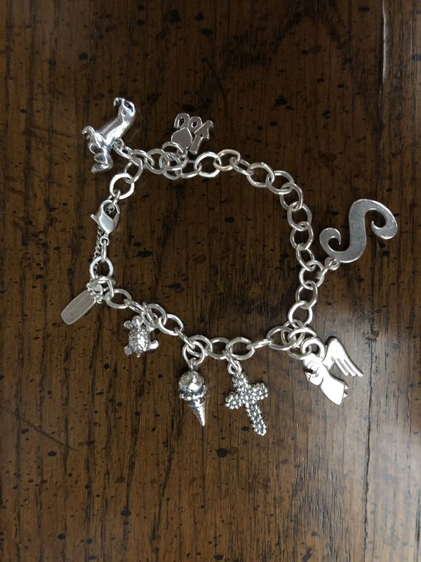 James Avery Charm bracelet 7 charms for Sale in Katy, TX - OfferUp