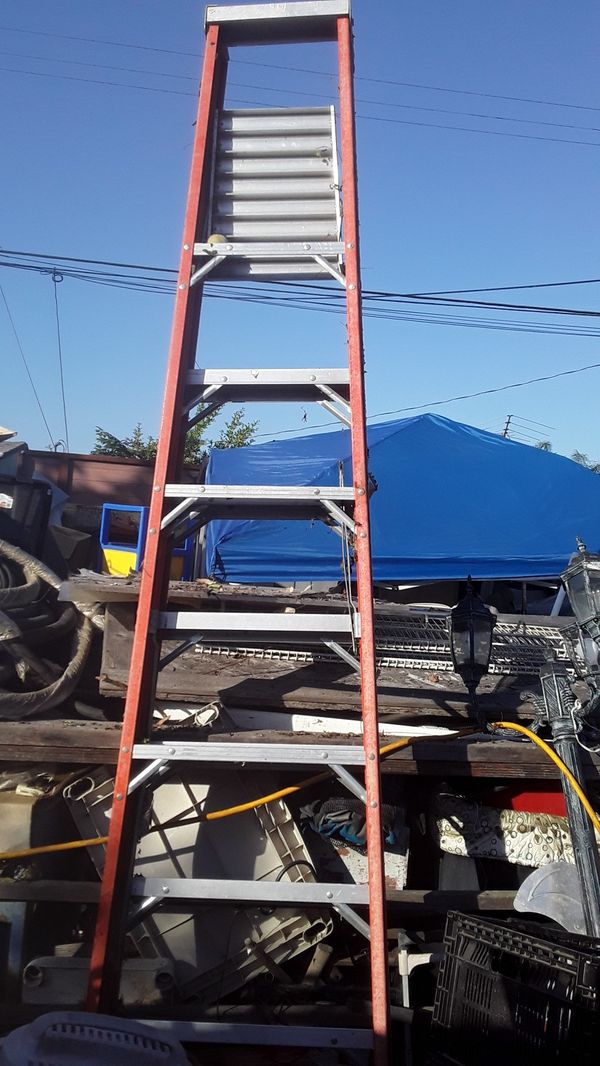 Louisville 16 foot A frame ladder for Sale in Norwalk, CA OfferUp