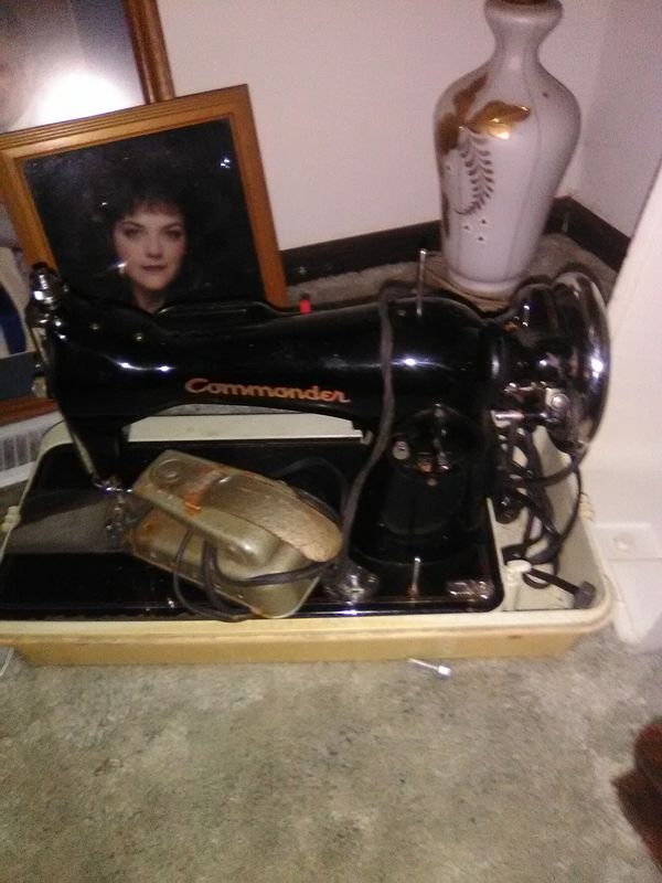 Sears Commander sewing machine for Sale in Hindsboro, IL OfferUp