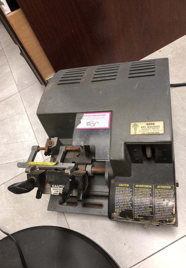 Hillman 4000 key machine automatic manual key cutting machine works for Sale in Hollywood, FL
