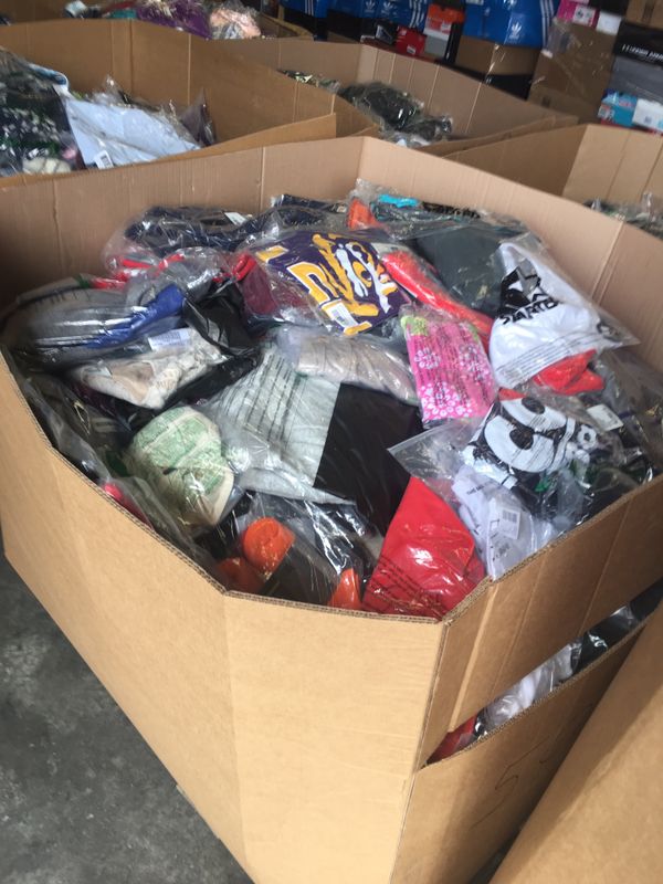 CLOTHING PALLETS FOR SALEALL BRAND NEW CLOTHING/ALL NAME BRANDS”500