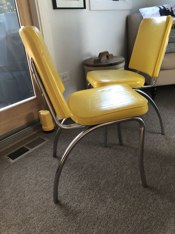 VINTAGE vinyl kitchen chairs for Sale in Elmhurst, IL OfferUp
