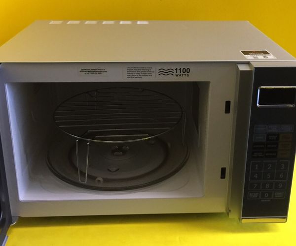 Emerson MWG9115SB 1100W Microwave and Grill 1.2 cu ft Stainless