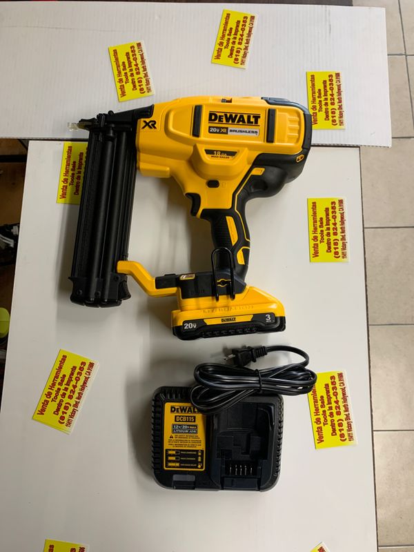 DEWALT 20Volt Max LithiumIon 18Gauge Cordless Brad Nailer Kit for