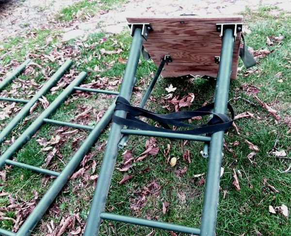 Warren & Sweat Ocala Ladder Tree Stand for Sale in Oneonta, NY - OfferUp