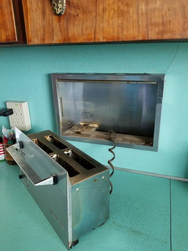 Vintage,1964 Built in Wall Toaster. for Sale in Anchorage, AK OfferUp