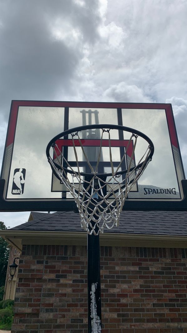 Spalding NBA Basketball Goal for Sale in Atascocita, TX OfferUp