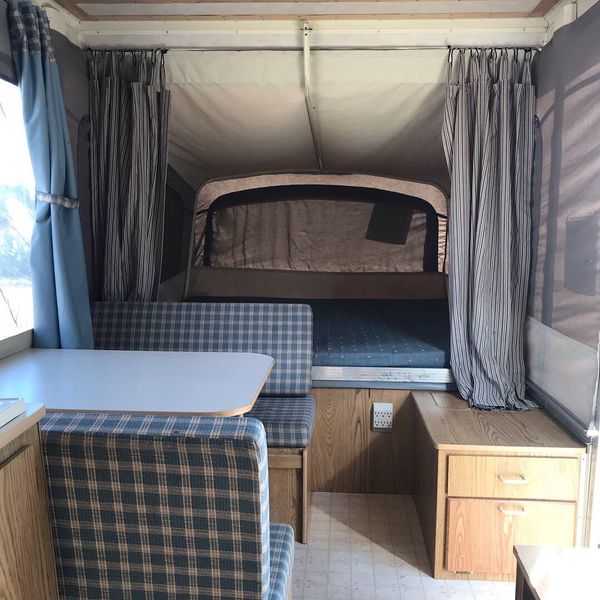 Coleman 1991 Roanoke Pop Up Camper for Sale in Phoenix, AZ - OfferUp