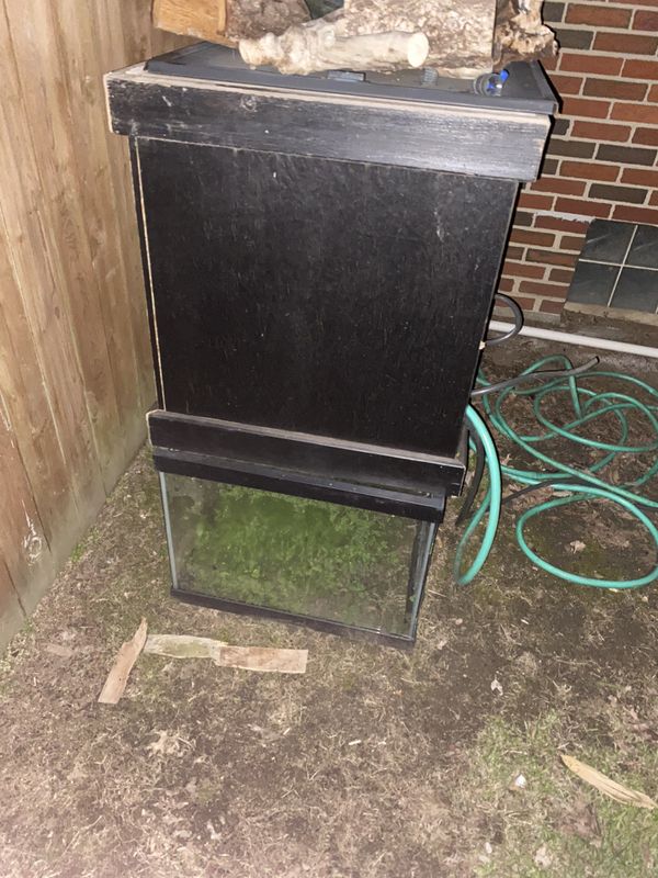 95 gallon fish tank with stand for Sale in Oaklyn, NJ - OfferUp