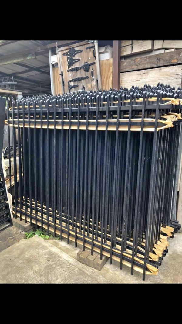6x8 iron fence panels/ powder coated/ comercial for Sale in Houston, TX