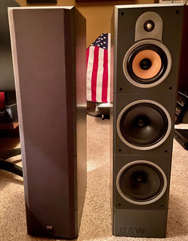 B & W âBowers & Wilkins â DM 640 Loud Speakers. 3 way floor standing speakers. In excellent 