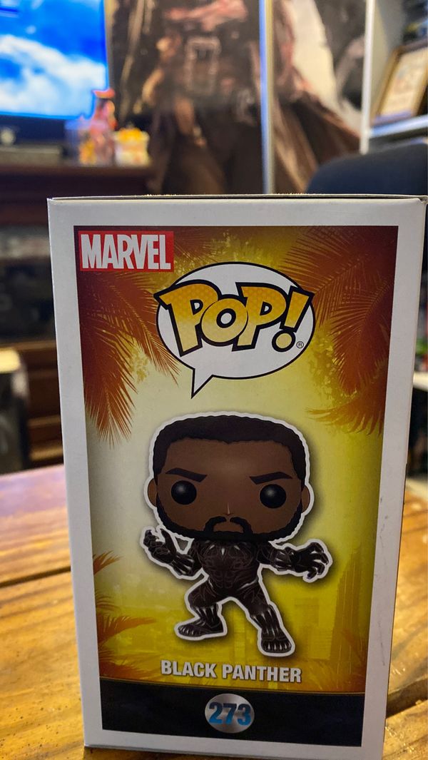 black panther glow funko pop