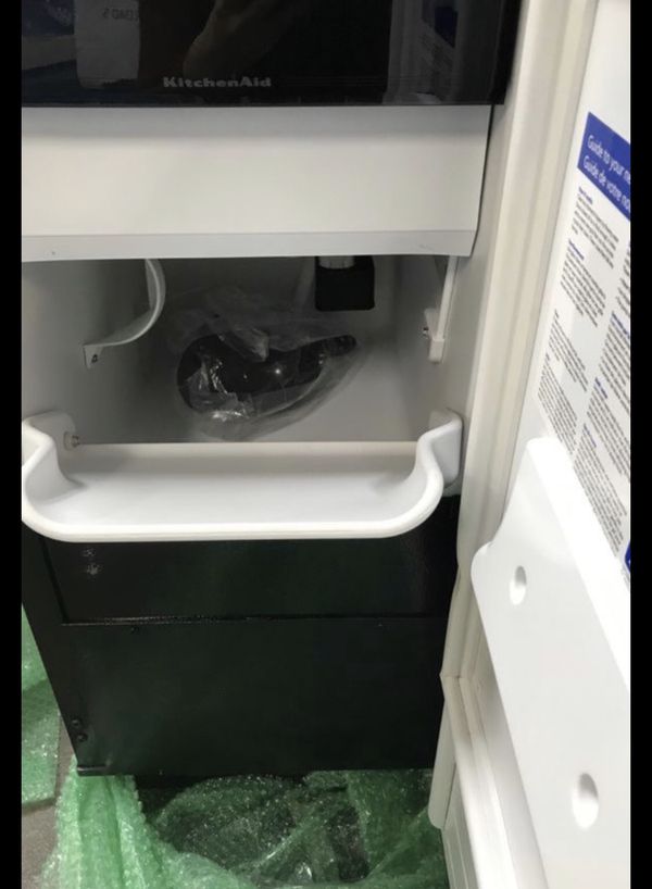 KitchenAid KUIX305ESS1 freestanding ice maker manual for Sale in
