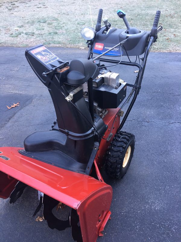 Toro snowblower snow thrower Power Max 828 LXE for Sale in Uxbridge, MA