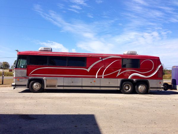 MCI 9 Motor coach RV for Sale in Grand Bay, AL - OfferUp