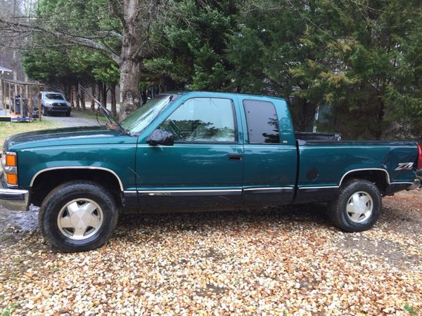 97 z71 Chevy Silverado for Sale in Apex, NC - OfferUp