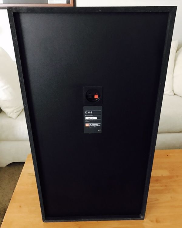JBL Decade Series D315 Floor Speakers for Sale in Mountlake Terrace, WA