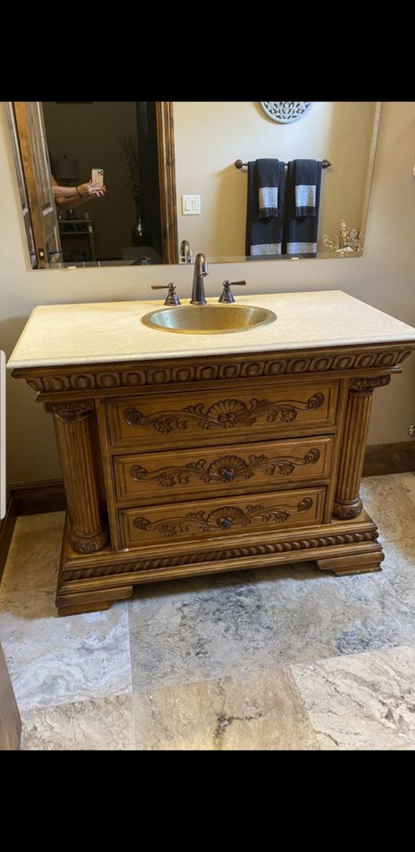 Complete bathroom vanites for Sale in Tucson, AZ - OfferUp