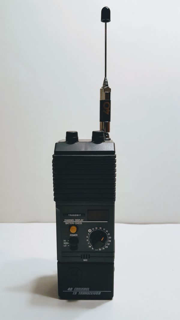 GE 35979 Handheld 40 Channel CB Transceiver Portable Walkie Talkie 4Watt Tele Antenna for Sale