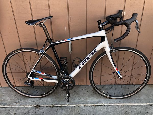 2016 Trek Domane 5.9 S Series Carbon Fiber Ultegra Di2 Electronic shift size 54 Road Bike for 