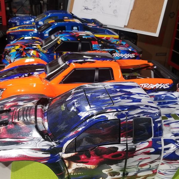 xmaxx bodies