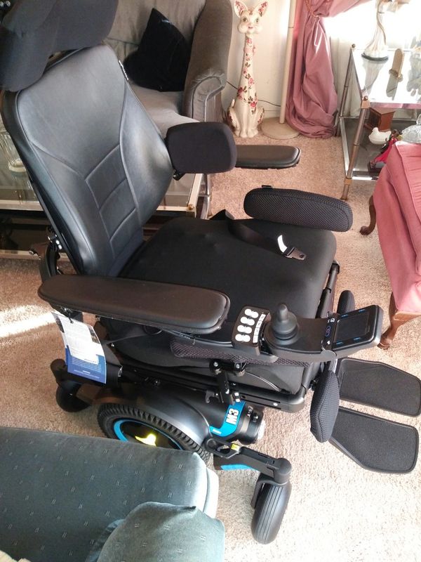 (Brand New) NuMotion Power Wheelchair Permobil (Plus Accessories