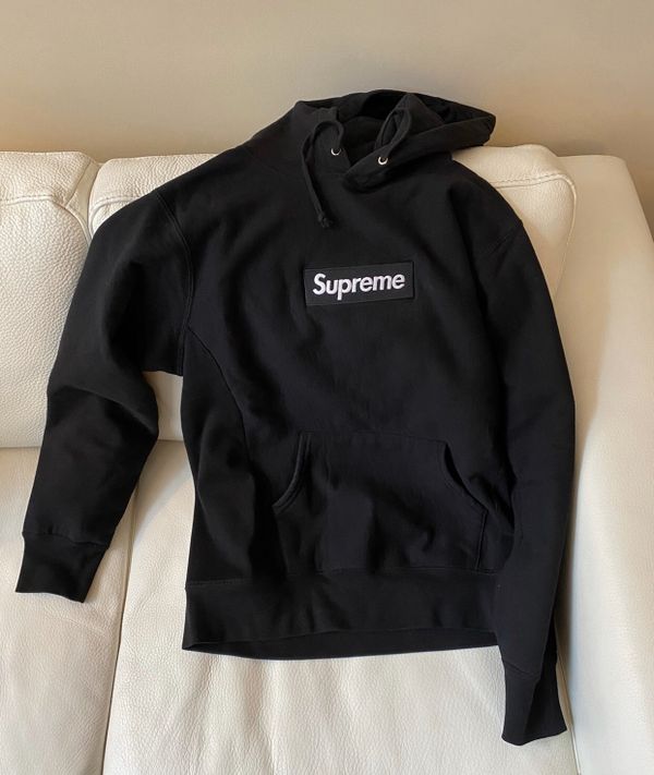 supreme black box logo sweatshirt