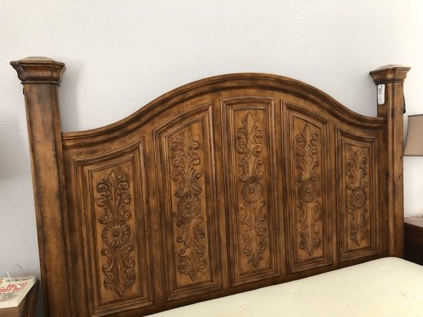 King Bedroom Set*** for Sale in Garland, TX - OfferUp