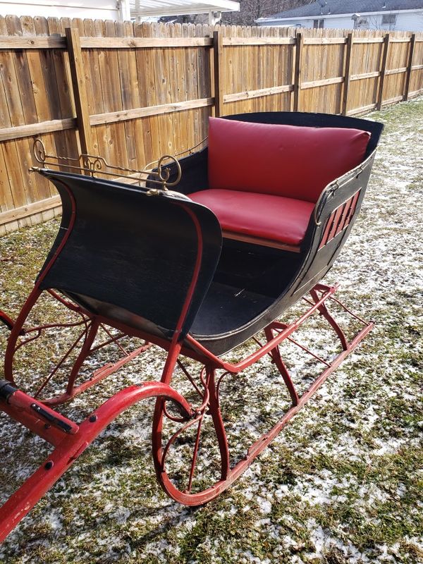 Vintage One horse open sleigh for Sale in Niagara Falls, NY - OfferUp