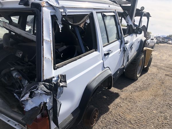 Cherokee sport parts for Sale in Phoenix, AZ - OfferUp