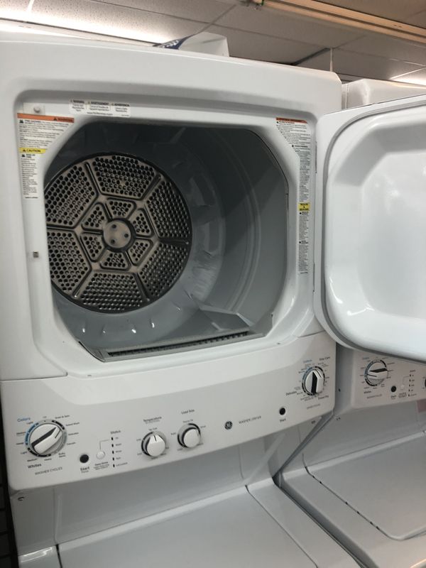 GE stackable 3.9 Cu ft washer 5.9 Cu ft 240 volt vented electric dryer