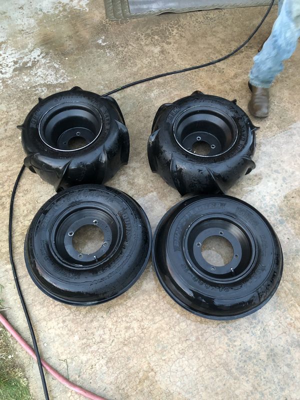 Yamaha yfz 450 banshee raptor sand tires paddles for Sale in Hesperia