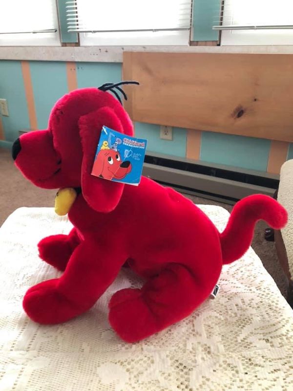 clifford the big red dog stuffed animal amazon