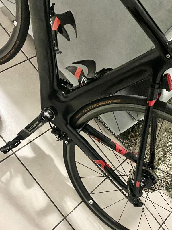 FELT AR5 Carbon Aero Road Bike 54cm 2018 for Sale in Miami, FL - OfferUp