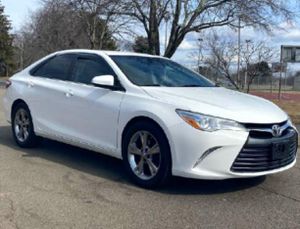 ABS Brakes2015 Toyota Camry for Sale in Wichita, KS