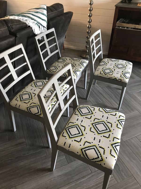 Set Of 4 Dining Chairs For Sale In Independence Ky Offerup